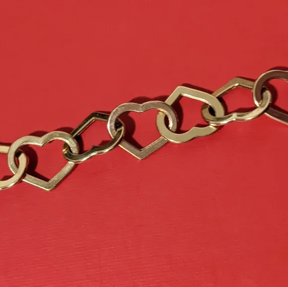 Sold 14k Yellow Gold Large Heart Link Bracelet with Toggle Closure - Picture 6 of 12